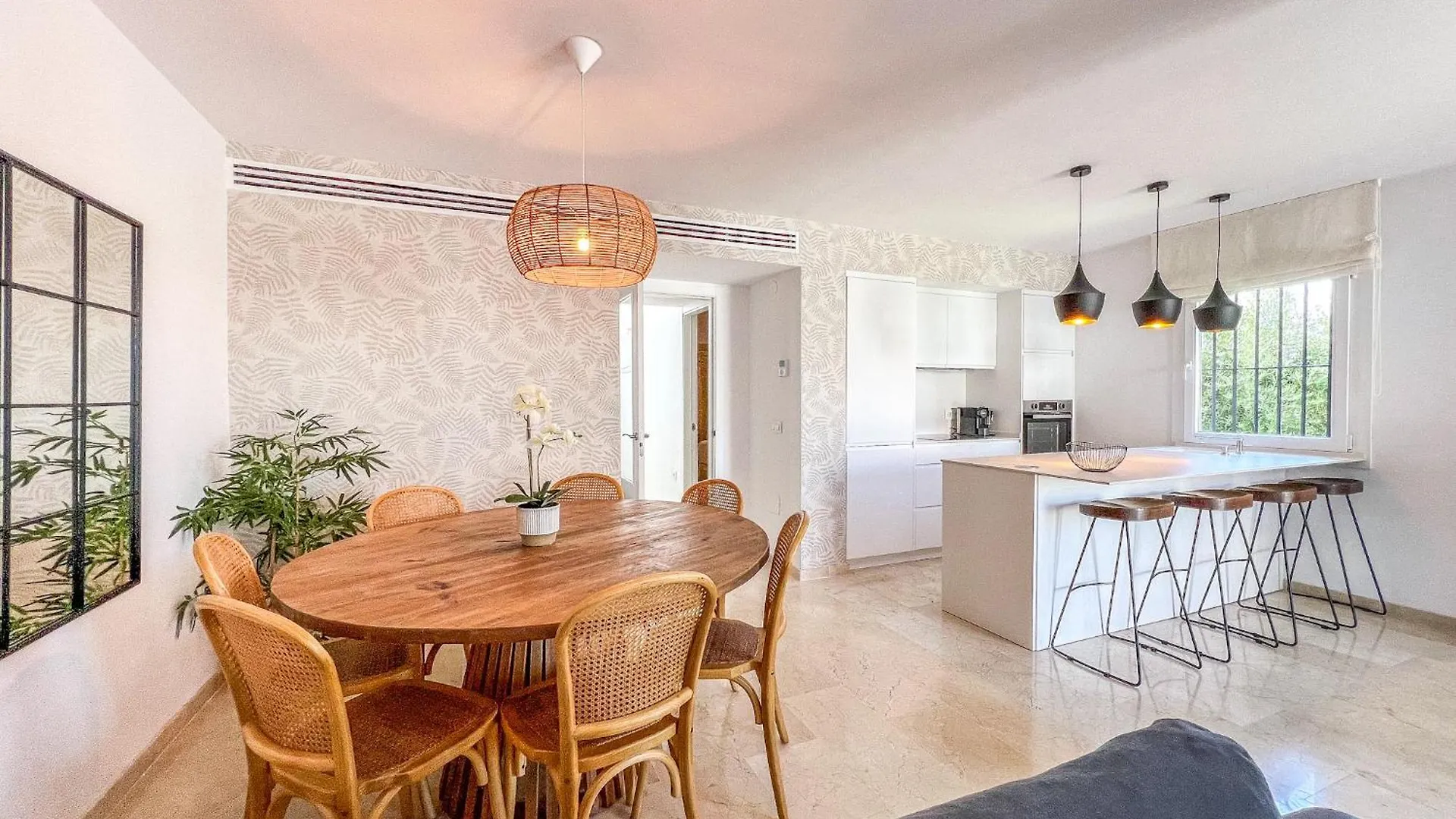 Hanami Casa Principe Felipe Эстепона Испания